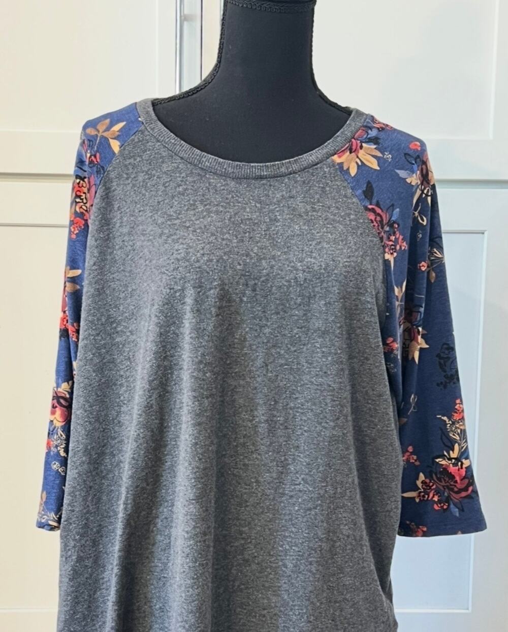 Torrid Super Soft Slub Jersey Women’s Plus Size 2 2X Tri blend 3/4 Sleeve Crew